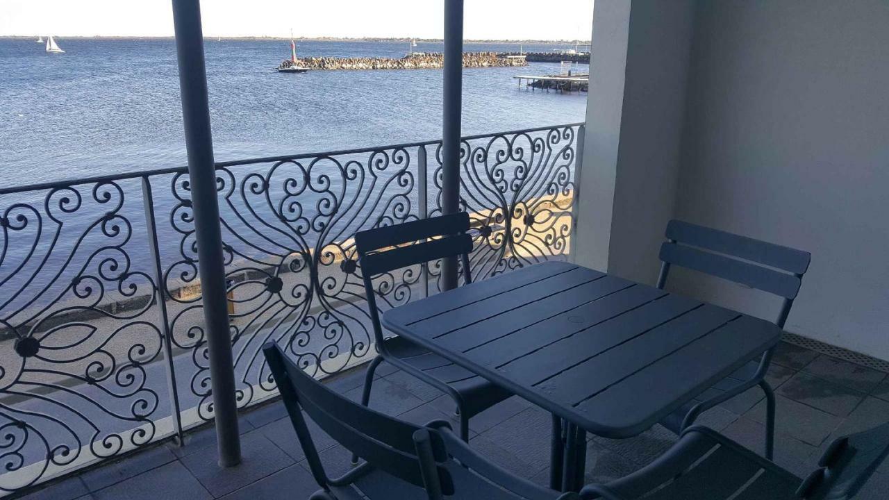 Port Rive Gauche Pavois Lägenhet Marseillan  Exteriör bild